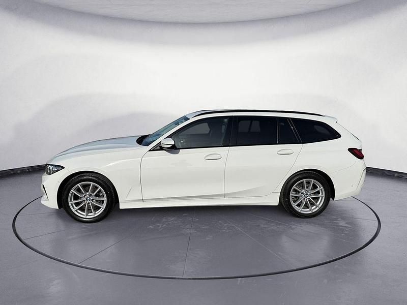 Gebraucht BMW 318 156 PS (114 kW) 2025 Weiß Kombi