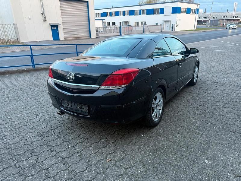 Gebraucht Opel Astra Cabriolet 140 PS (102 kW) 2009 Schwarz Cabrio