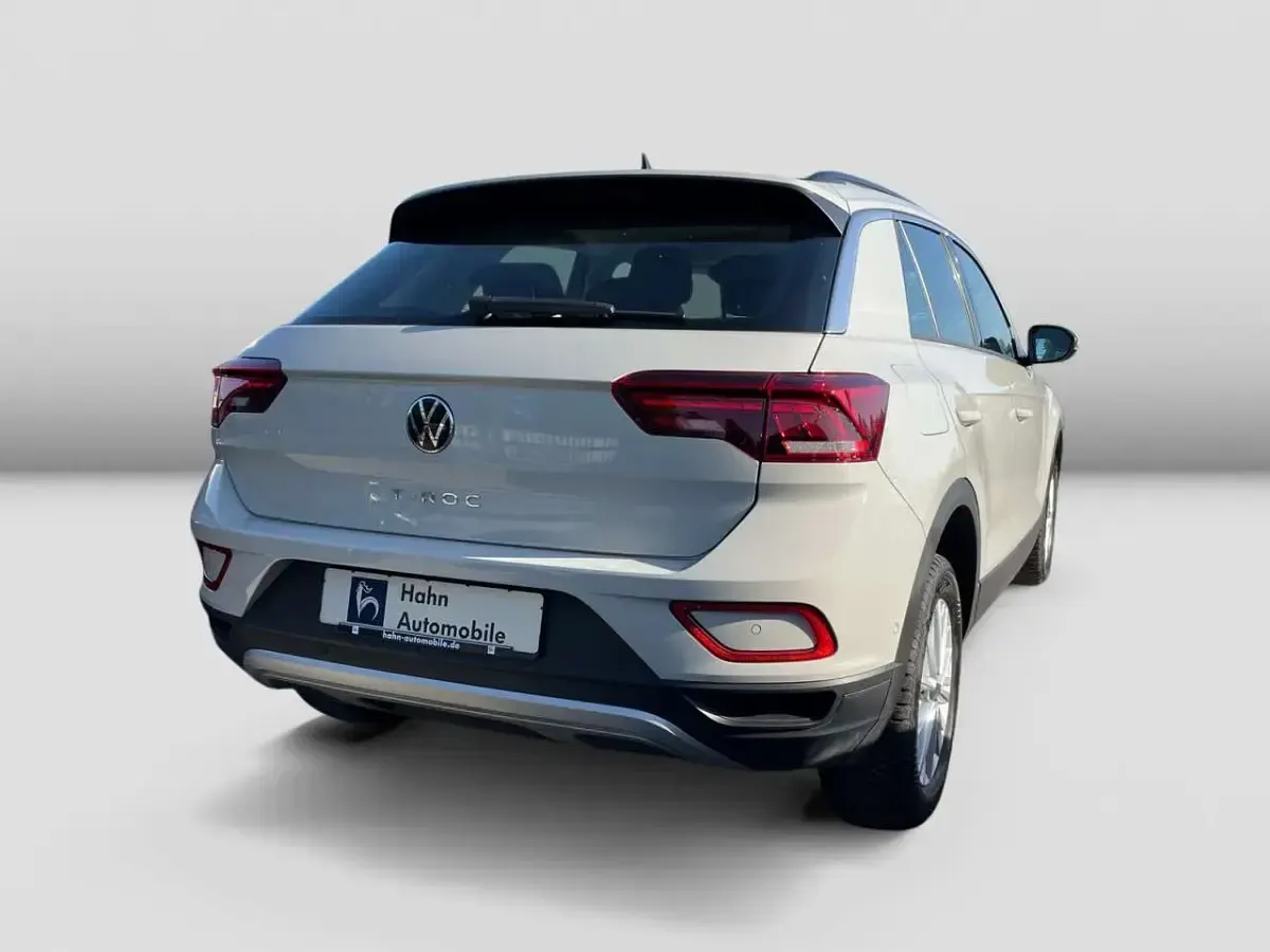 Gebraucht VW T-Roc Life 150 PS (110 kW) 2024 Ascotgrau SUV