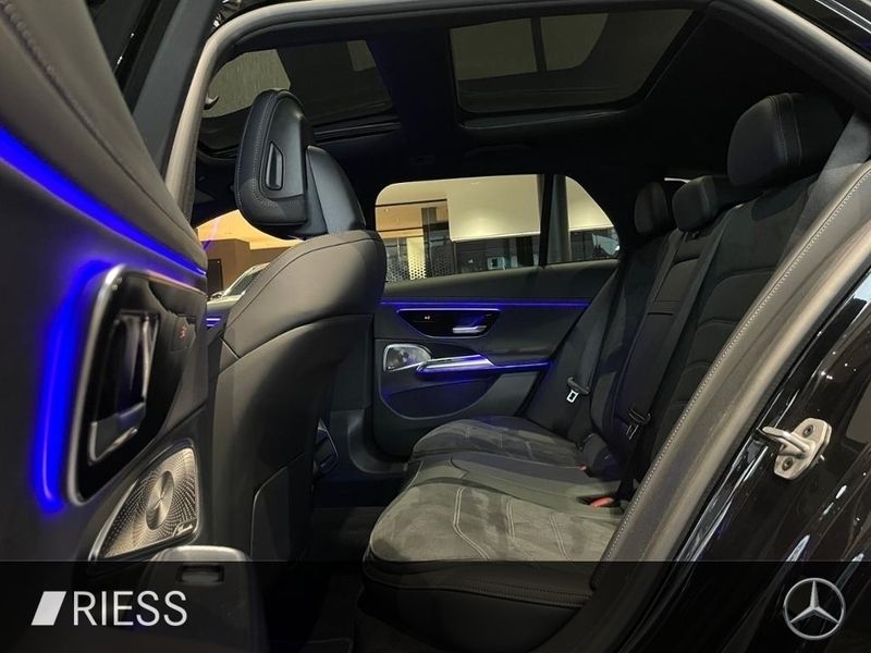 Gebraucht Mercedes E220 AMG 197 PS (144 kW) 2024 Schwarz Kombi