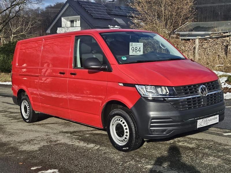 Gebraucht VW T6.1 110 PS (80 kW) 2020 Rot Van