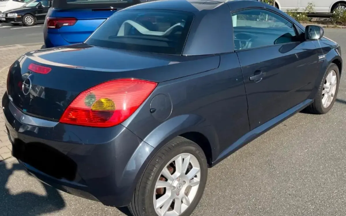 Gebraucht Opel Tigra 90 PS (66 kW) 2007 Grau Cabrio