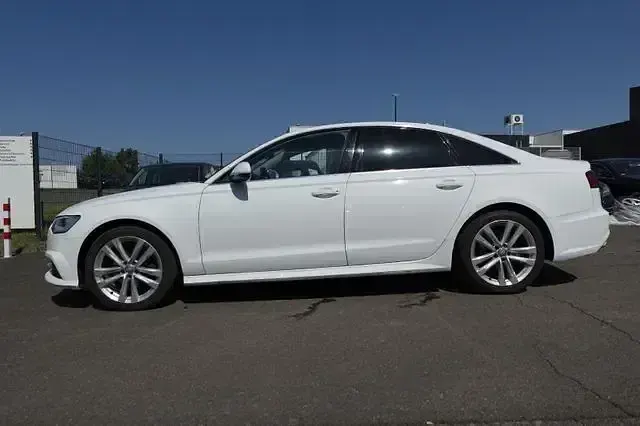 Gebraucht Audi A6 Ambiente 190 PS (139 kW) 2017 Weiß Limousine