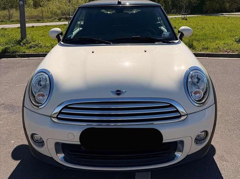 Gebraucht Mini One Cabriolet Pepper 98 PS (72 kW) 2015 Andere farben Cabrio