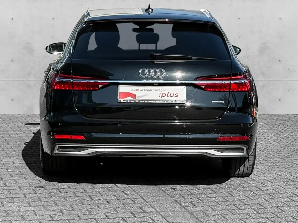 Second-hand Audi A6 Advanced Plus 286 CP (210 kW) 2025 Negru Break
