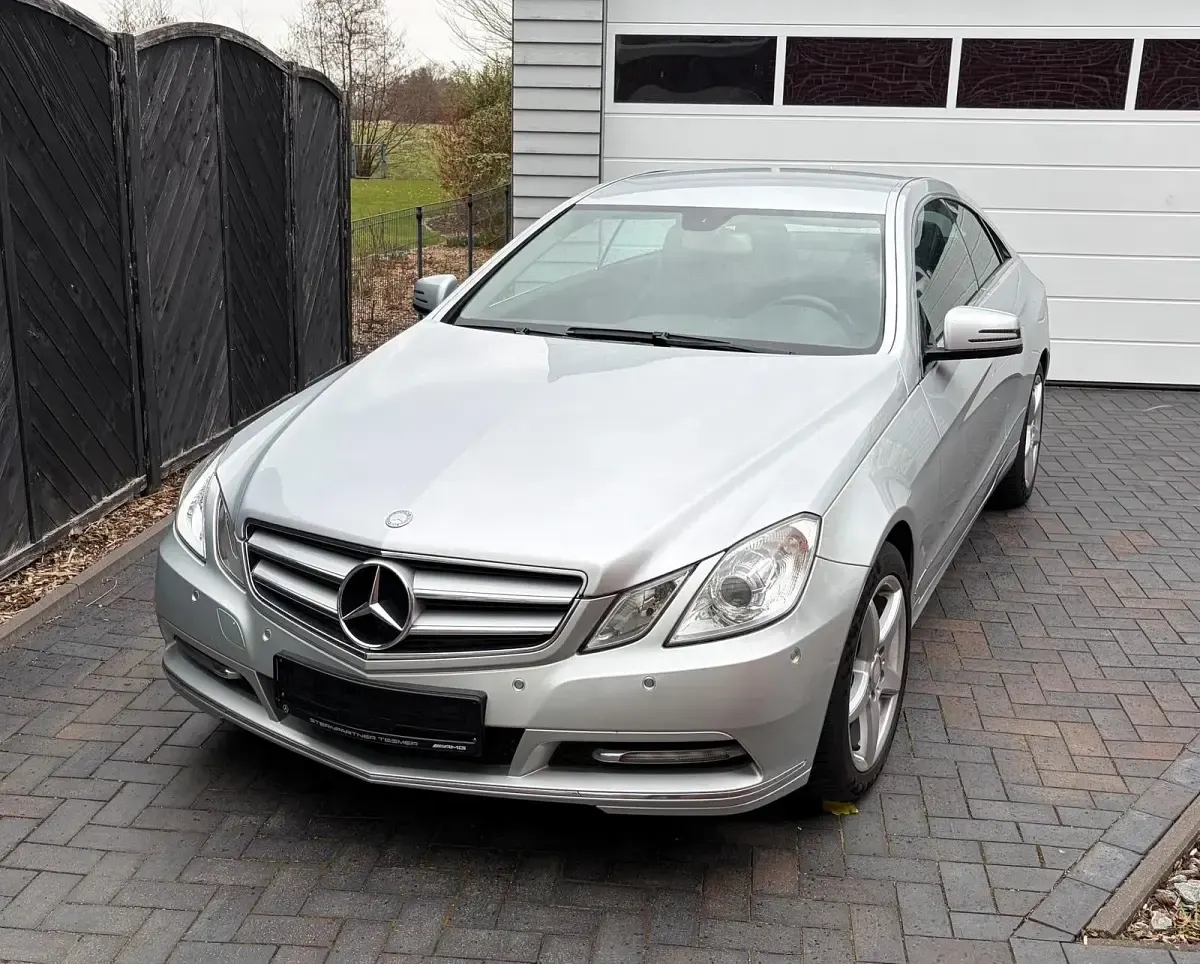 Second-hand Mercedes E250 204 CP (150 kW) 2012 Argintiu Coupe