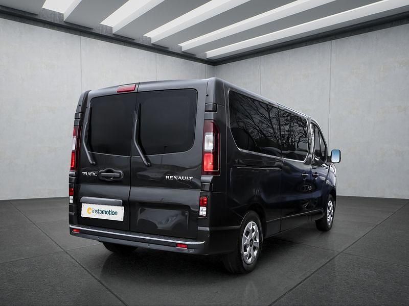 Gebraucht Renault Trafic 150 PS (110 kW) 2025 Schwarz Van / Kleinbus