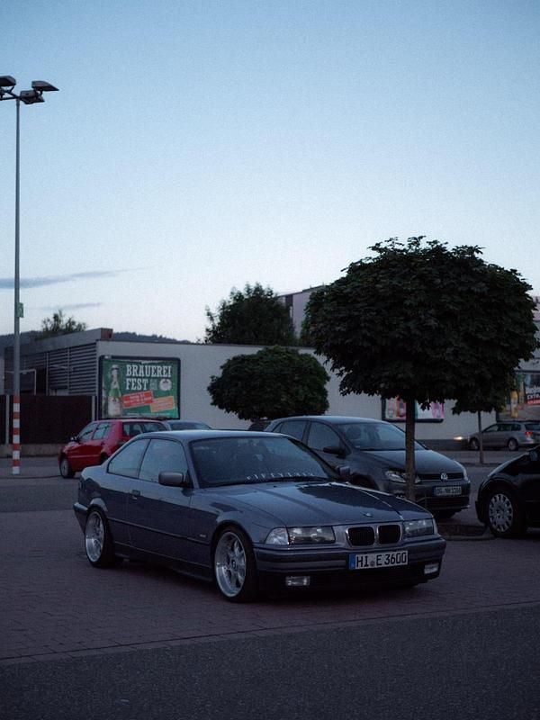Gebraucht BMW 316 102 PS (75 kW) 1997 Blau Coupé