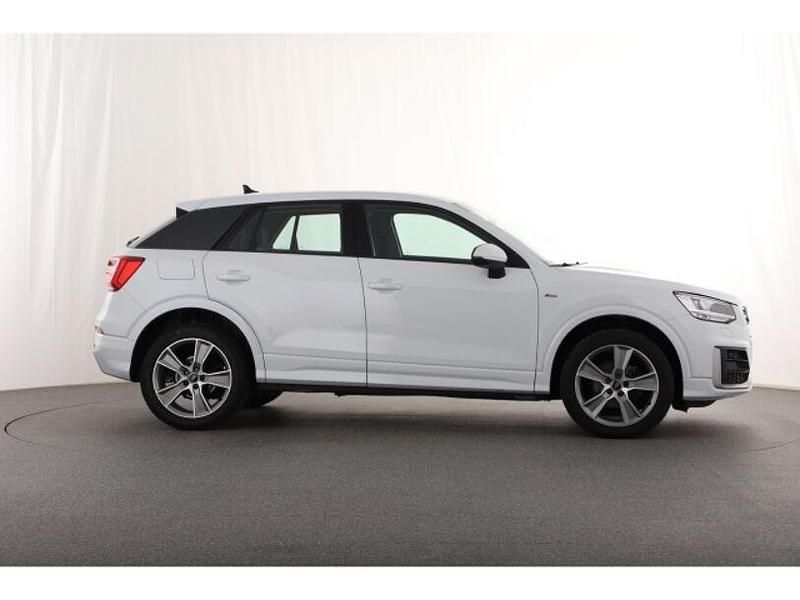 Gebraucht Audi Q2 Design 116 PS (85 kW) 2020 Weiss SUV