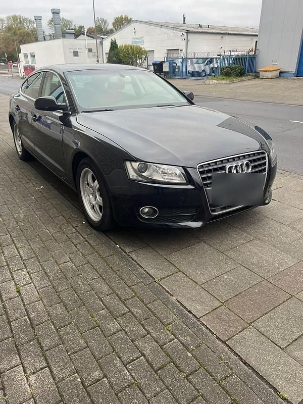 Schwarz Gebraucht 2010 Audi A5 Limousine | 6.990 € (Guter Preis) - Bild 1/4
