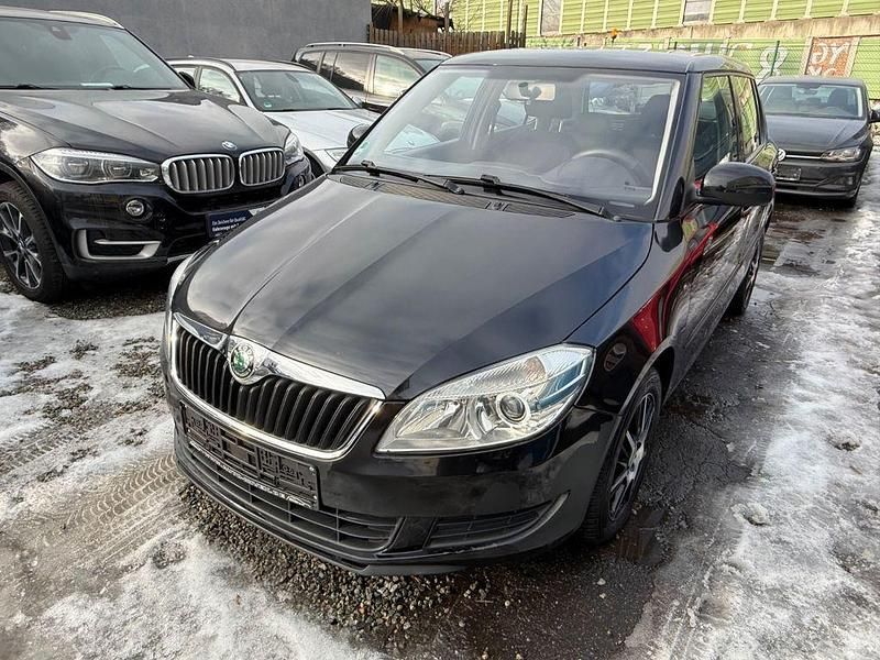 Gebraucht Skoda Fabia Ambiente 105 PS (77 kW) 2011 Schwarz Limousine
