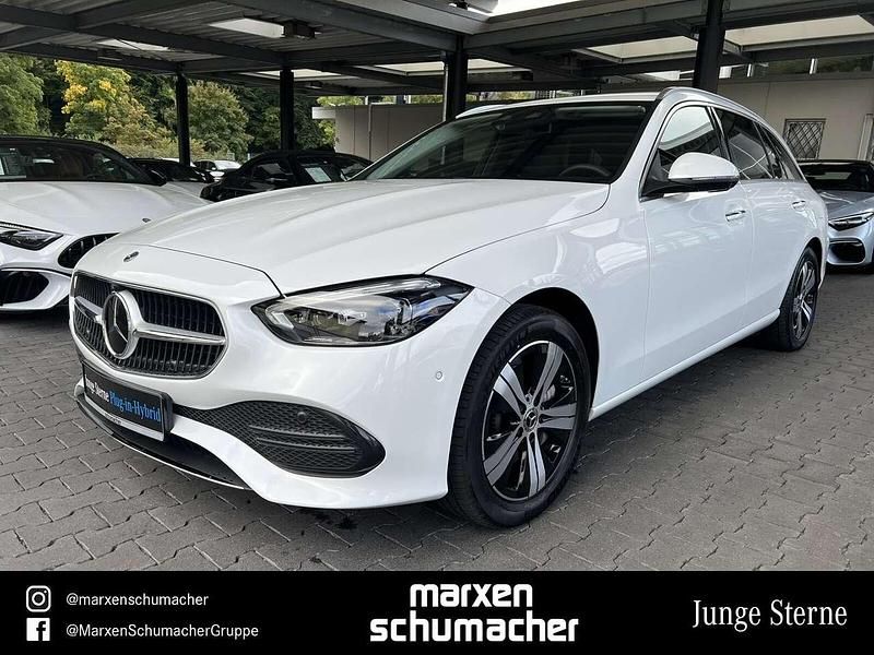 Manufaktur lack manufaktur opa Gebraucht 2023 Mercedes C300e Avantgarde Kombi | 39.640 € (Etwas zu teuer) - Bild 1/4