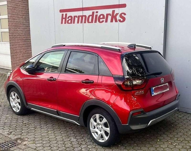 Gebraucht Honda Jazz Advance 122 PS (89 kW) 2023 Premium crystal red metallic (metallic) Kleinwagen