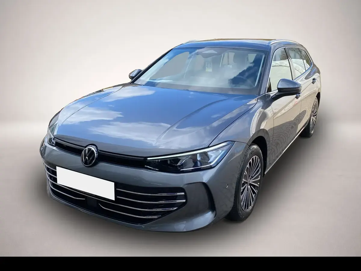 Gebraucht VW Passat Elegance 150 PS (110 kW) 2025 Kombi