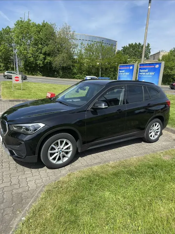 Gebraucht BMW X1 Advantage 136 PS (100 kW) 2021 Schwarz SUV