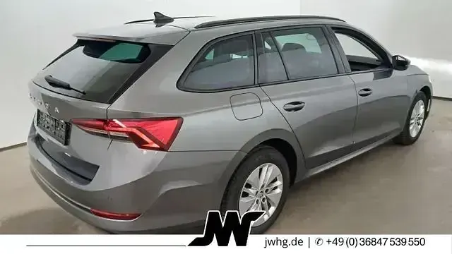Gebraucht Skoda Octavia 150 PS (110 kW) 2023 Graphitegrau metallic Kombi