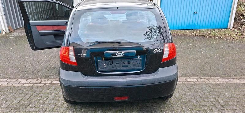 Gebraucht Hyundai Getz 60 PS (44 kW) 2008 Schwarz Kleinwagen