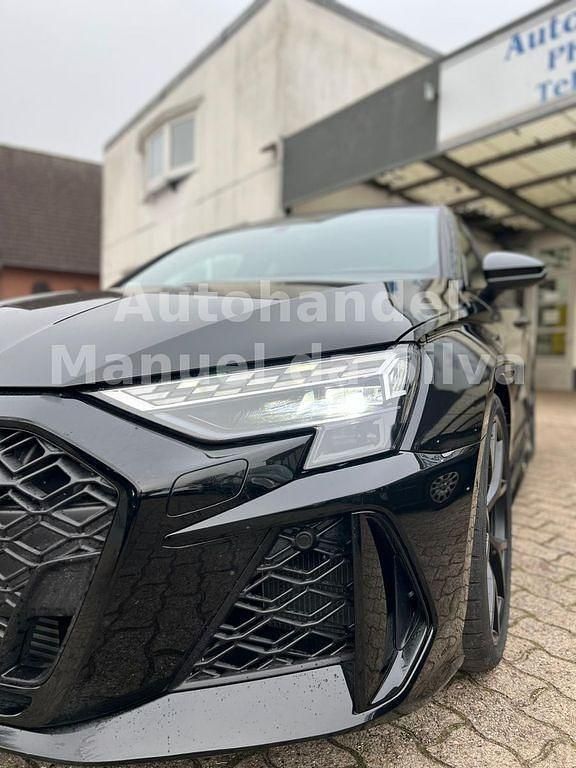 Neu Audi RS3 Sport 400 PS (294 kW) 2025 Mythosschwarz metallic Limousine