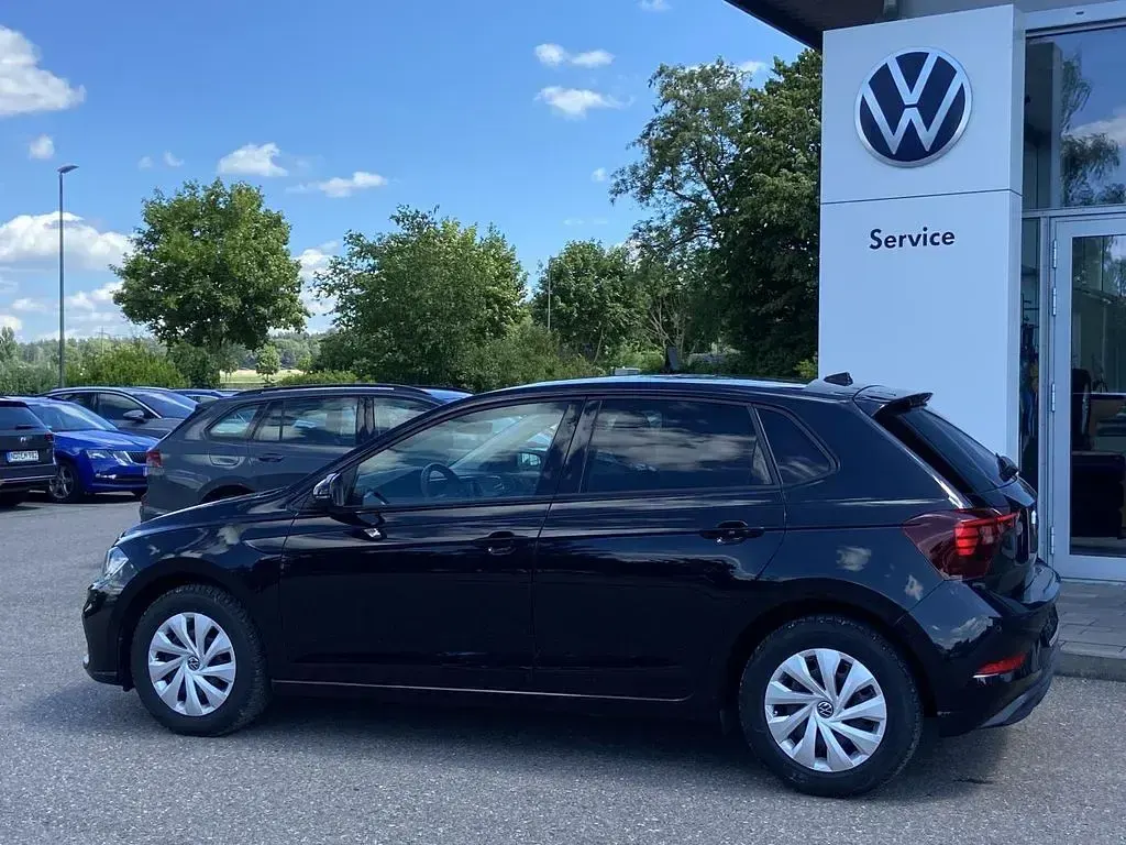 Gebraucht VW Polo Active 95 PS (69 kW) 2022 Schwarz Kleinwagen