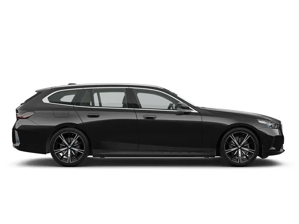 Gebraucht BMW 520 Comfort Edition 197 PS (144 kW) 2024 Schwarz Kombi