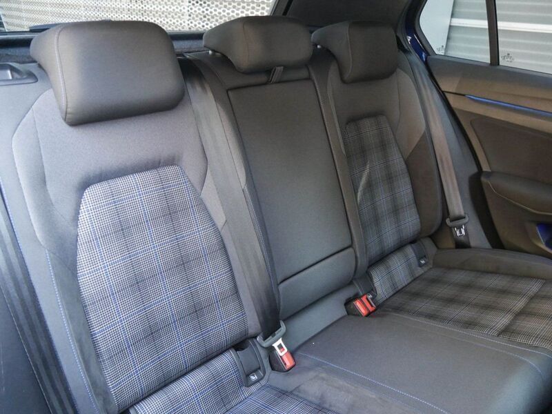 Gebraucht VW Golf VIII GTE 245 PS (180 kW) 2021 Atlantic blue metallic Limousine