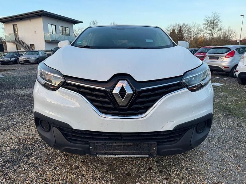 Gebraucht Renault Kadjar Life 131 PS (96 kW) 2018 Weiß SUV