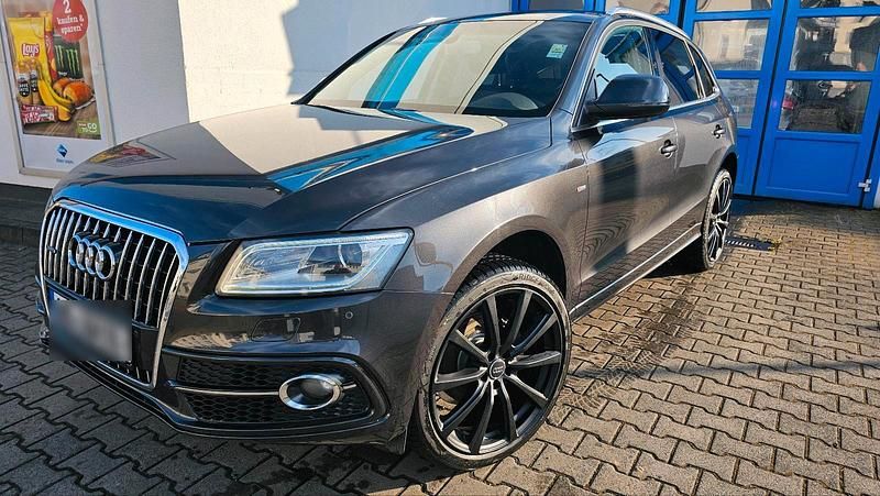 Grau Gebraucht 2012 Audi Q5 S-Line SUV | 13.699 € (Fairer Preis) - Bild 1/4