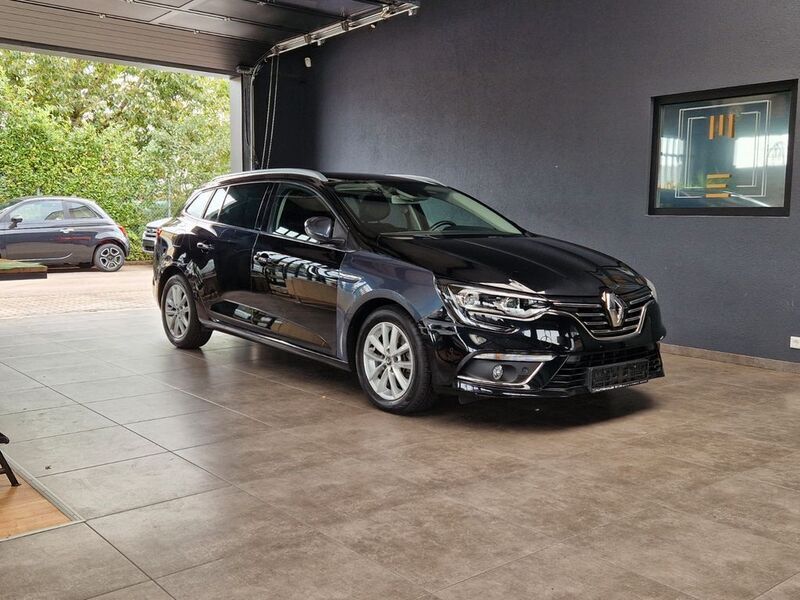Schwarz Gebraucht 2017 Renault Mégane IV Limousine | 8.999 € (Superpreis) - Bild 1/2