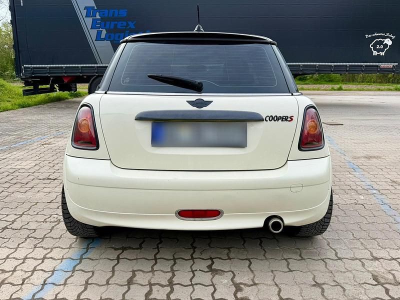 Usata Mini Cooper 109 CV (80 kW) 2008 Beige Utilitaria