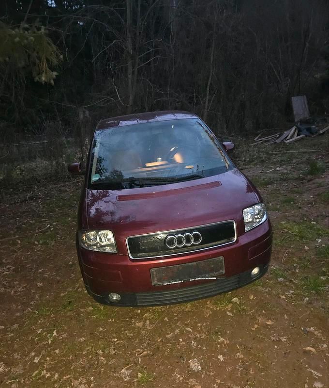 Gebraucht Audi A2 75 PS (55 kW) 2002 Rot Kleinwagen