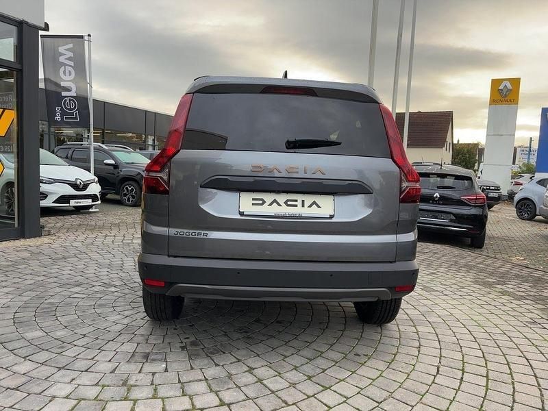 Neu Dacia Jogger Extreme 110 PS (80 kW) 2025 Schiefergrau (grau) Van / Kleinbus