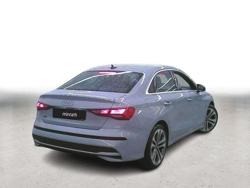 Gebraucht Audi A3 Sport 116 PS (85 kW) 2025 Grau Limousine