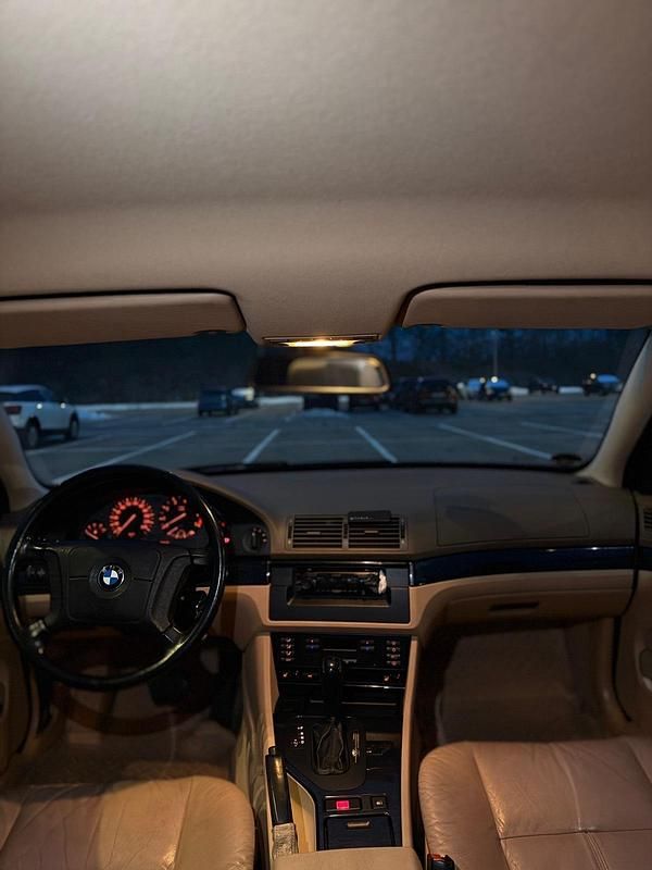 Gebraucht BMW 523 170 PS (125 kW) 1998 Blau Limousine