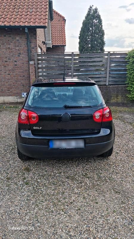 Second-hand VW Golf 80 CP (58 kW) 2006 Negru Coupe