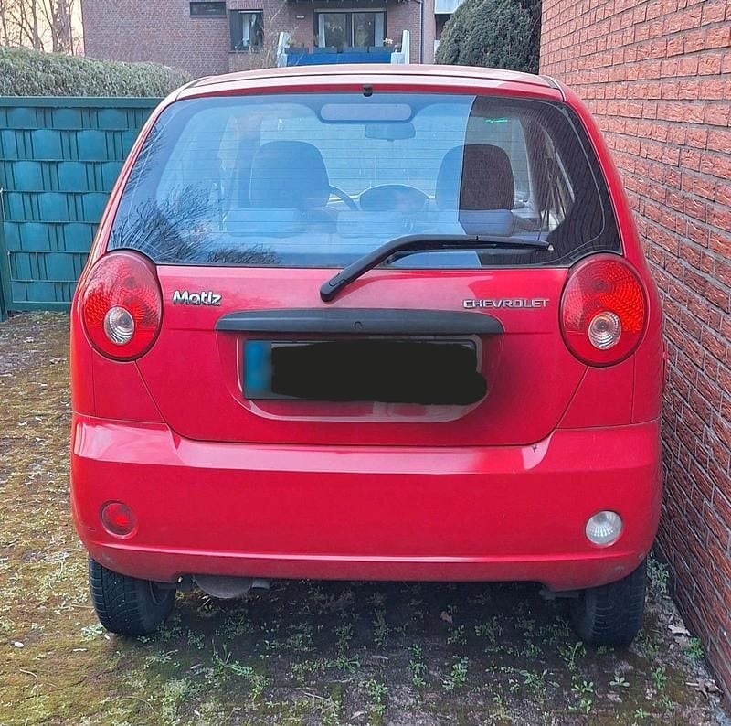 Gebraucht Chevrolet Matiz 51 PS (37 kW) 2009 Rot Kleinwagen