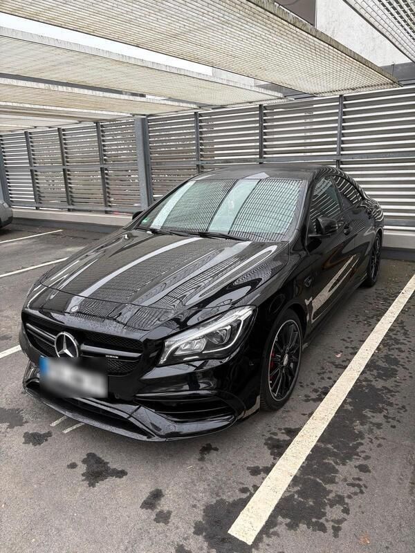Schwarz Gebraucht 2016 Mercedes CLA220 AMG Limousine | 16.800 € (Fairer Preis) - Bild 1/4