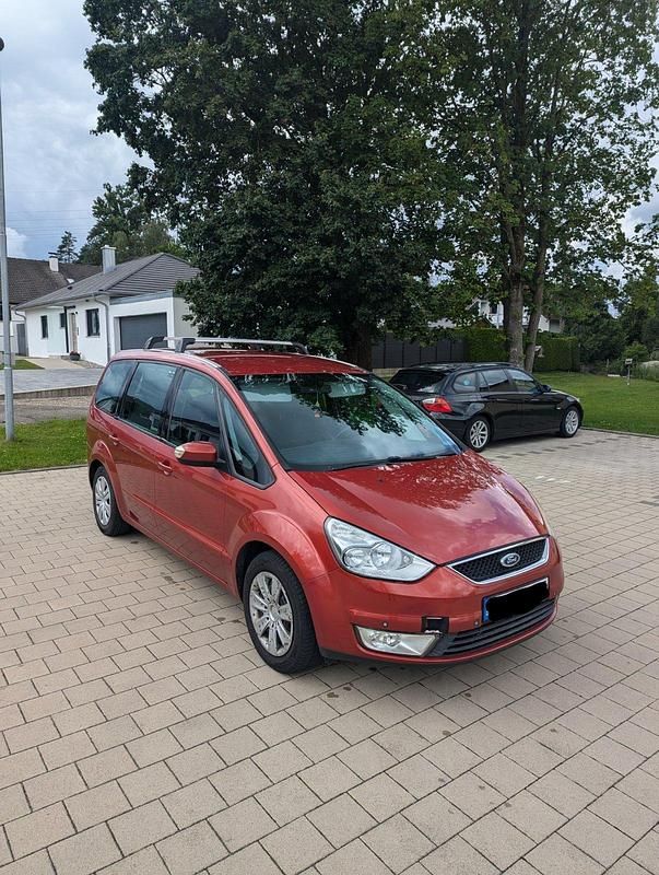 Rot Gebraucht 2008 Ford Galaxy Van / Kleinbus | 2.500 € (Superpreis) - Bild 1/4