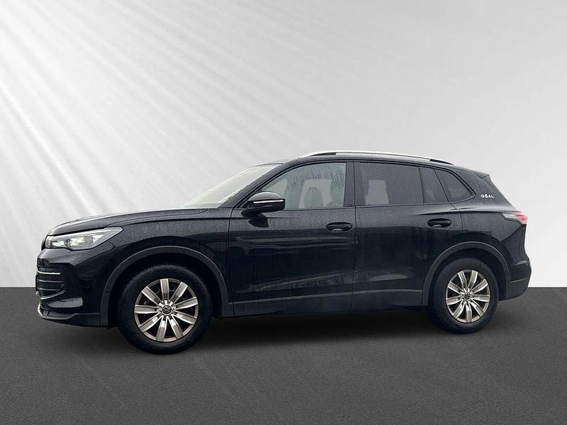 Gebraucht VW Tiguan Goal 150 PS (110 kW) 2024 Schwarz SUV
