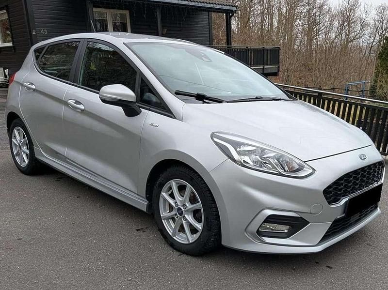 Gebraucht Ford Fiesta ST-Line 101 PS (74 kW) 2018 Silber Kleinwagen