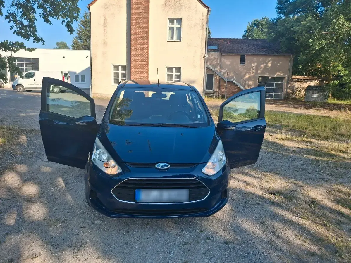Gebraucht Ford B-MAX 101 PS (74 kW) 2016 Blau Van / Kleinbus
