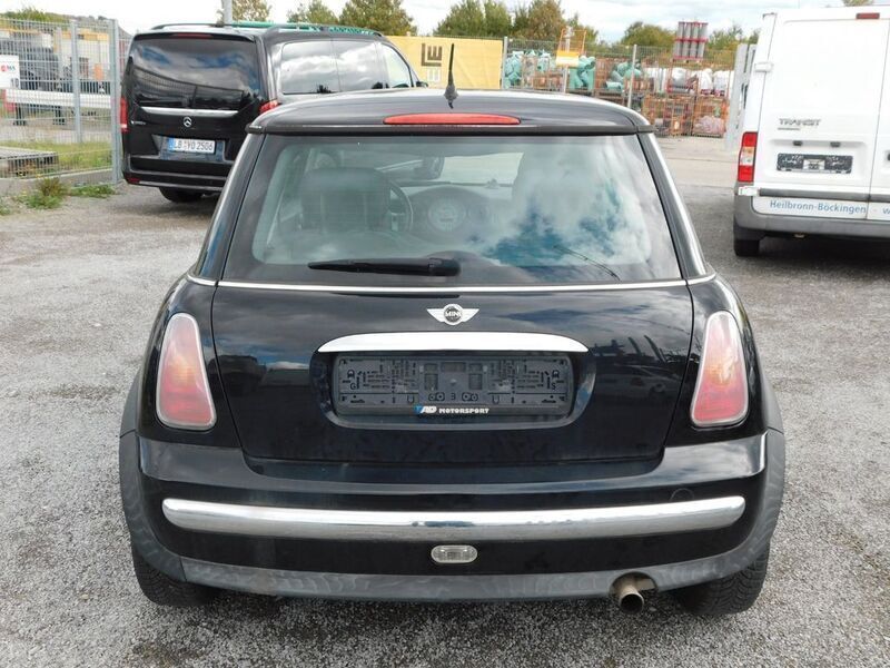 Gebraucht Mini ONE 90 PS (66 kW) 2004 Schwarz Kleinwagen