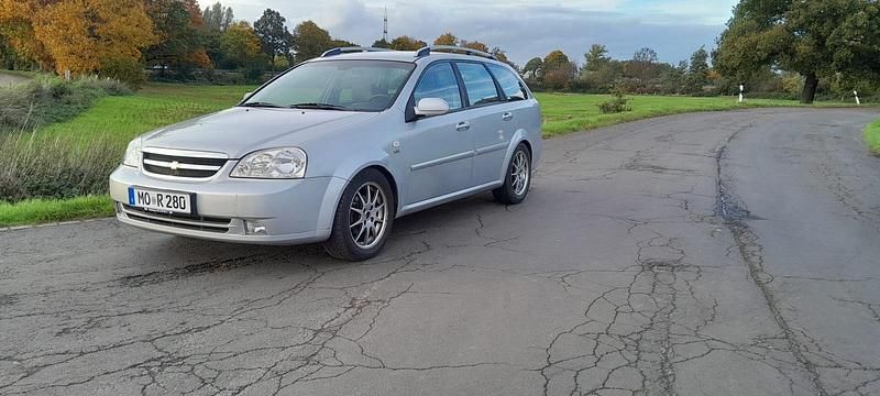 Silber Gebraucht 2006 Chevrolet Nubira CDX Kombi | 2.499 € (Etwas zu teuer) - Bild 1/4