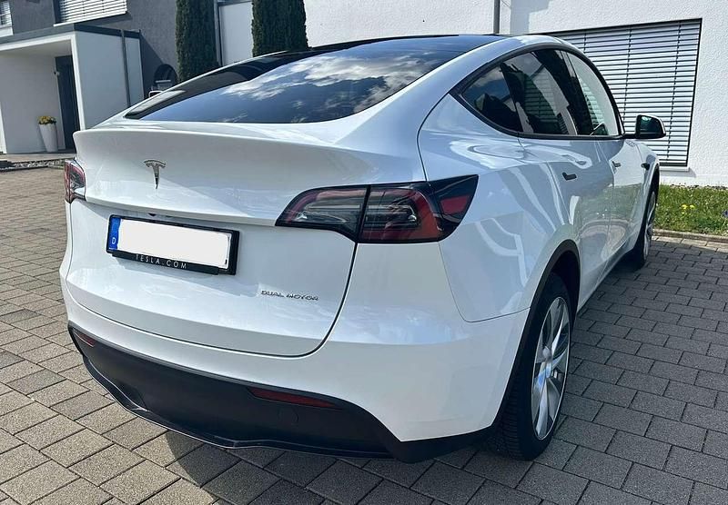 Brugt Tesla Model Y 378 kW (514 HK) 2023 Hvid SUV