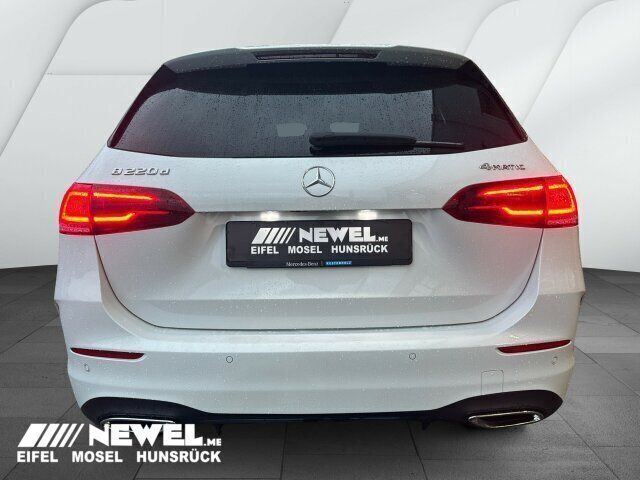 Gebraucht Mercedes B220 AMG 190 PS (139 kW) 2022 Digitalweiß (metallic) Van / Kleinbus