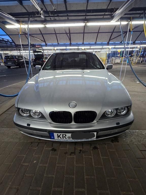 Gebraucht BMW 520 Performance 150 PS (110 kW) 2000 Silber Limousine