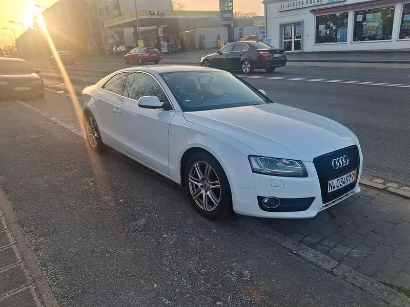 Gebraucht Audi A5 Sport 180 PS (132 kW) 2010 Weiß Coupé