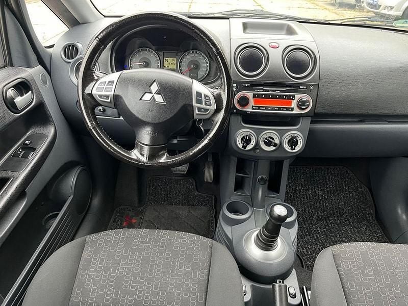 Gebraucht Mitsubishi Colt Motion 95 PS (69 kW) 2012 Grau