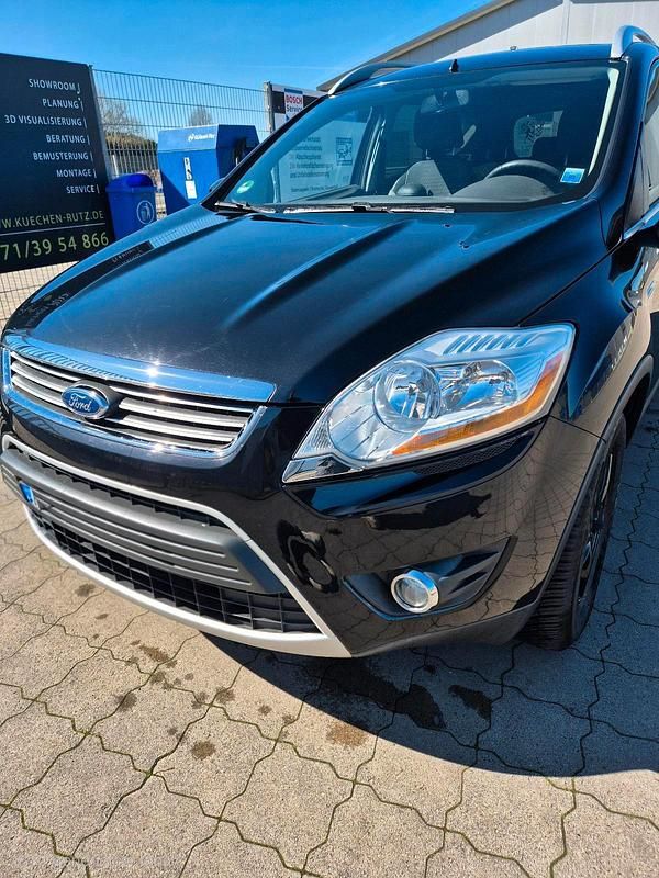 Gebraucht Ford Kuga Titanium 136 PS (100 kW) 2010 Schwarz SUV
