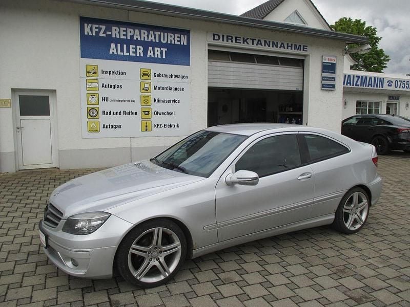 Silber Gebraucht 2009 Mercedes CLC200 Kleinwagen | 4.900 € (Fairer Preis) - Bild 1/4