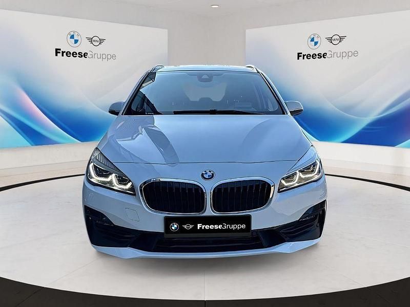 Gebraucht BMW 218 Sport Line 150 PS (110 kW) 2021 Weiß Van / Kleinbus